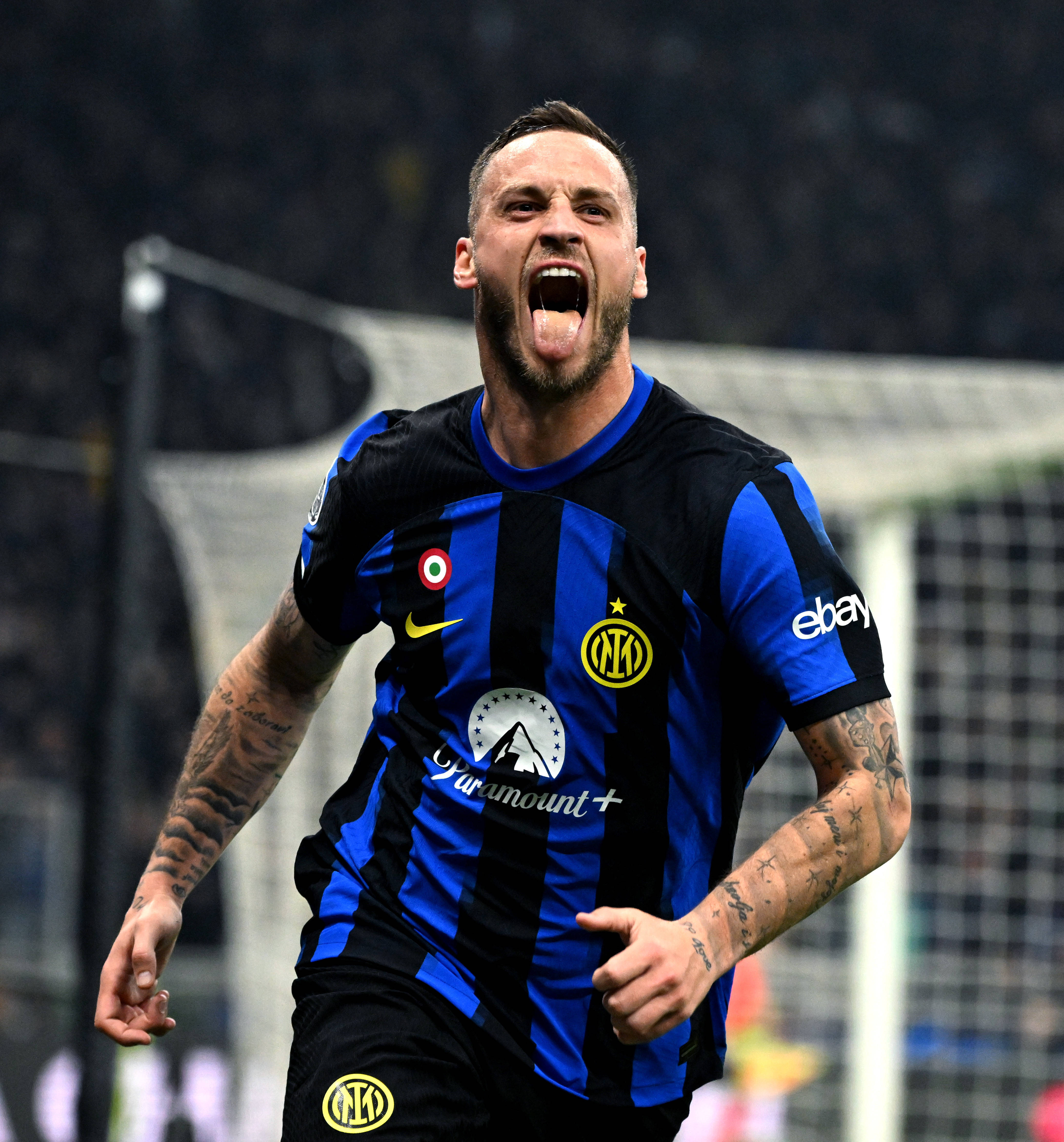 埃切韦里冬窗回河床？记者：经纪人和曼城都没有进行相关讨论（记者：经纪人与曼城尚无相关沟通，埃切韦里冬窗回归河床存疑）