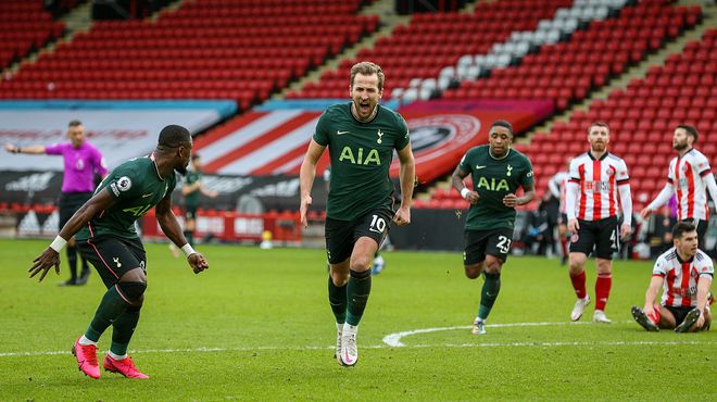 曼联拉什福德末段进球绝杀热刺（拉什福德压哨破门助曼联险胜热刺）