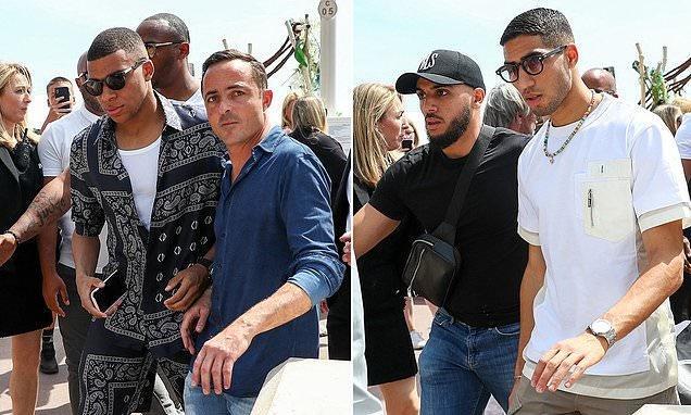 女足玛塔奖候选公布：玛塔千里走单骑领衔，米德马世界波在列