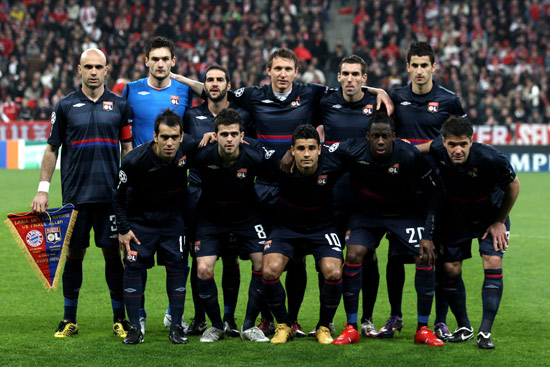 欧冠本周最佳阵容：马杜埃凯、孔德、格林伍德、卡尔在列（欧冠本周最佳阵容出炉：马杜埃凯、孔德、格林伍德与卡尔入选）