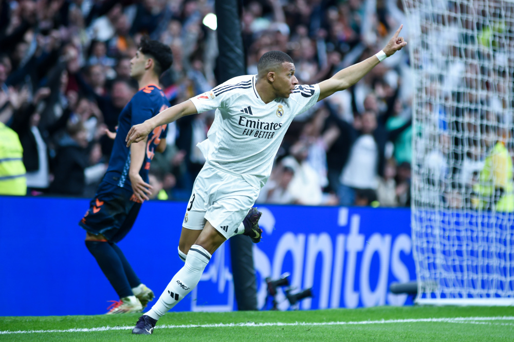 搞副业，瓜迪奥拉在巴塞罗那投资了一家康复机构