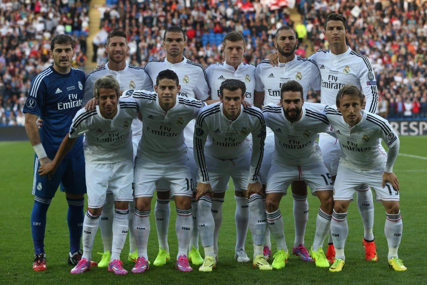 年度连斩55球！姆巴佩冲击C罗纪录，奋力创皇马历史新篇章（一年轰入55球！姆巴佩追击C罗纪录，力创皇马新纪元）