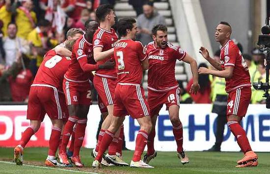 足球装备网：科技巨头甲骨文公司有望成为切尔西胸前广告赞助商（足球装备网：甲骨文或将成为切尔西球衣胸前广告赞助商）