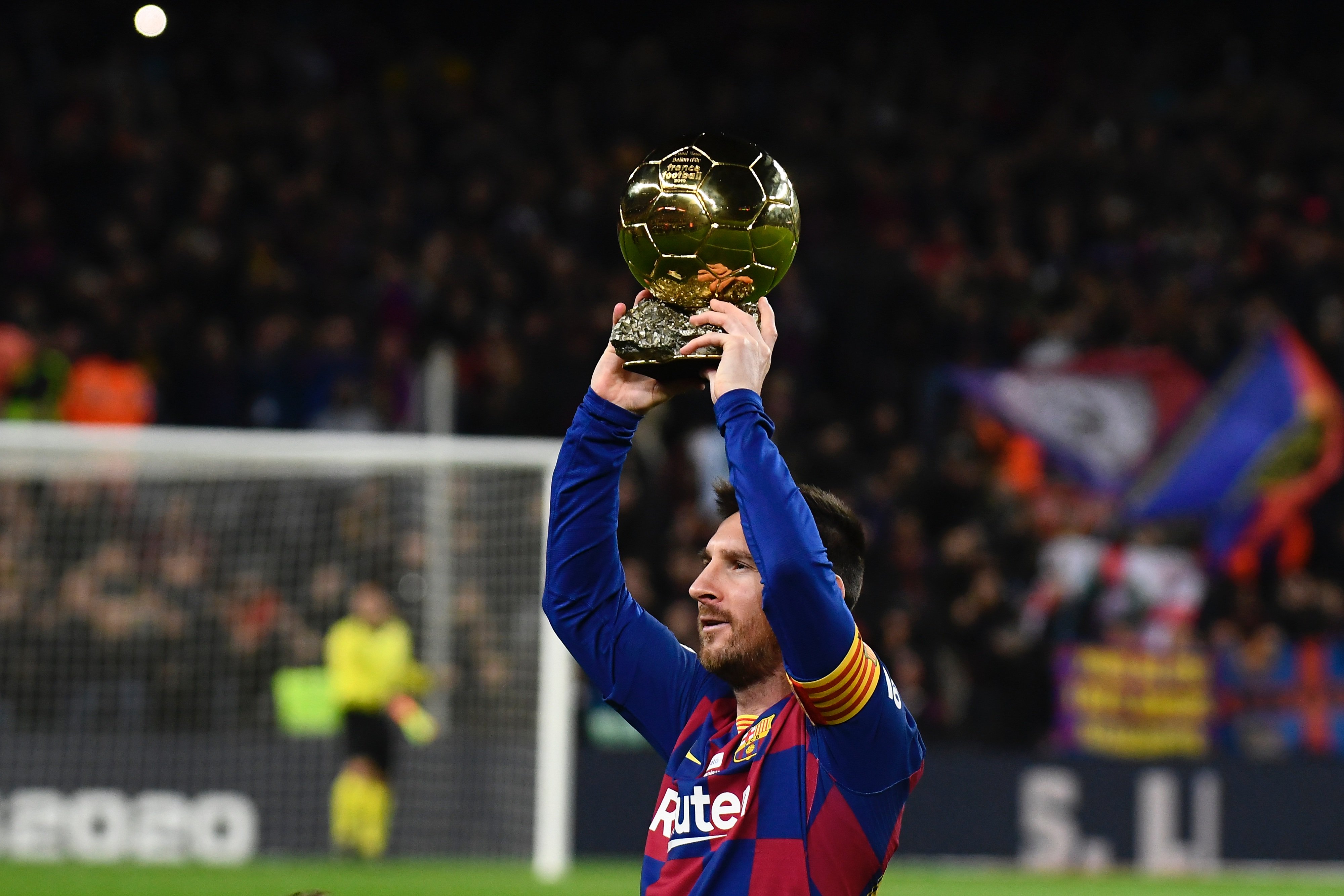 中超历年冠军主帅：仅4位本土教练，穆斯卡特2年2冠（中超历届冠军主帅盘点：本土教练仅四人，穆斯卡特两年两冠）