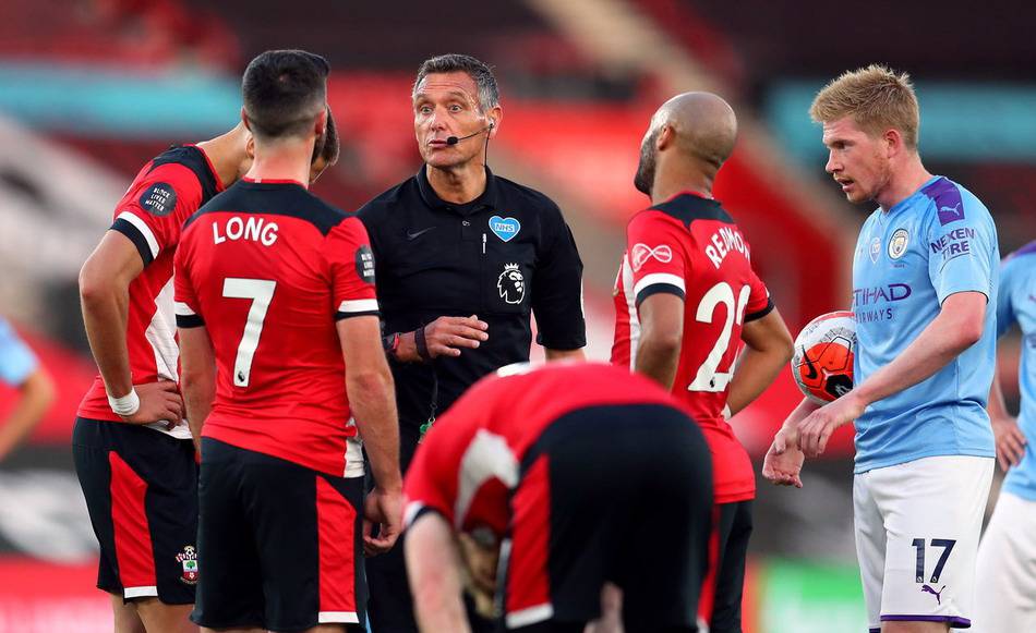 世体：巴萨想年底前获诺坎普1C阶段许可，届时能容纳6.2万人（世体：巴萨力争年内获批诺坎普1C阶段，届时可容纳6.2万人）