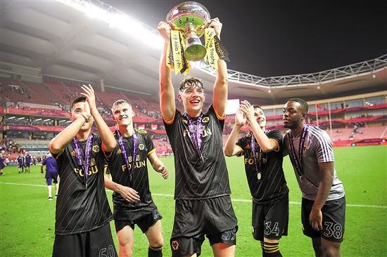 足球国足U23小将爆射破门，引网友赞叹