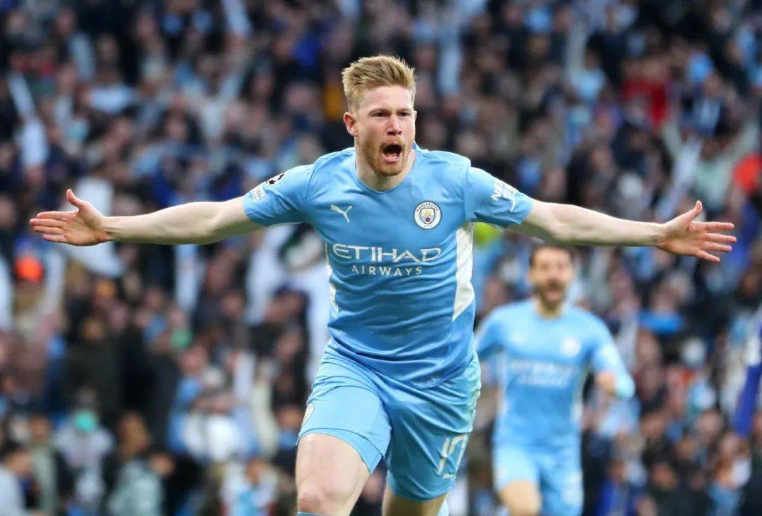 重创！阿诺德伤停两月 皇马右路告急 欧冠生死战遭遇防线危机（重击！阿诺德将缺阵两月 皇马右路人手见底 欧冠生死战防线告急）