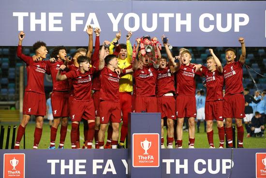 德甲第13轮最佳球员：凯恩替补戴帽第五次当选（德甲第13轮最佳球员出炉：凯恩替补上演帽子戏法，第五次获选）