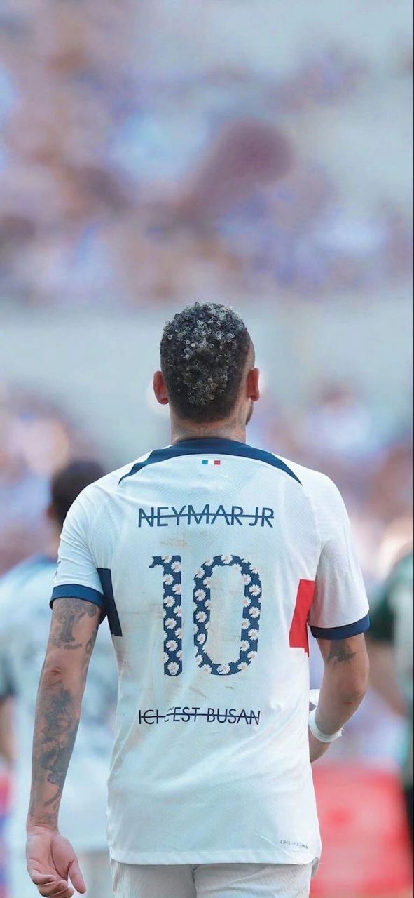 令人惊讶的传闻遭辟谣，罗马诺：贡多齐被推荐给皇马传闻不实（罗马诺辟谣：贡多齐被推荐至皇马的消息不属实）