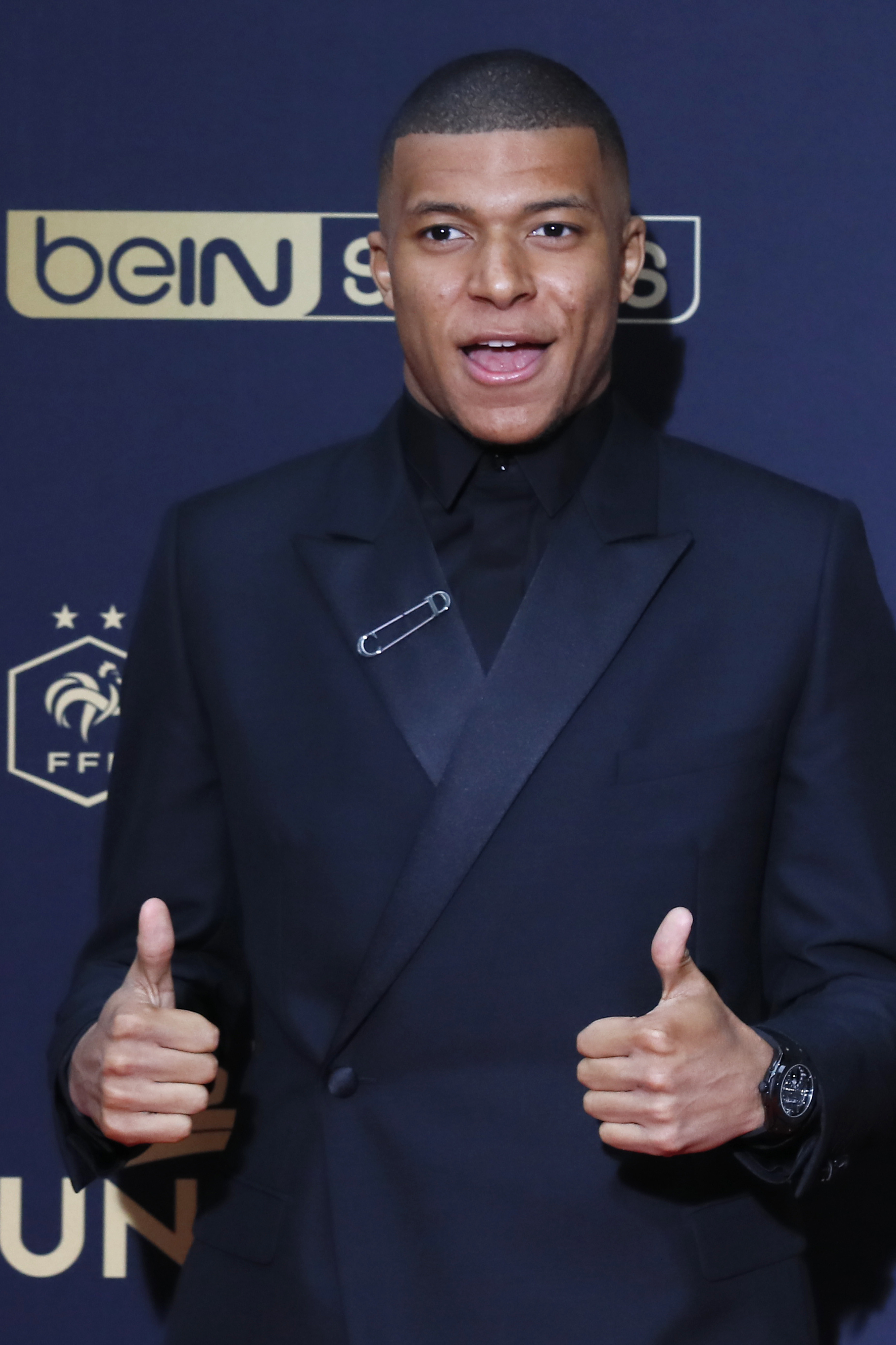 世界杯分组抽签波澜不惊，大扩军稀释小组赛含金量（世界杯抽签平淡如水，扩军冲淡小组赛成色）